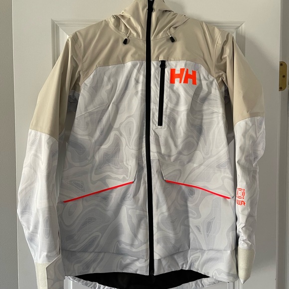 Helly Hansen Jackets & Blazers - Helly Hansen Women Size (S) Windbreaker Jacket
